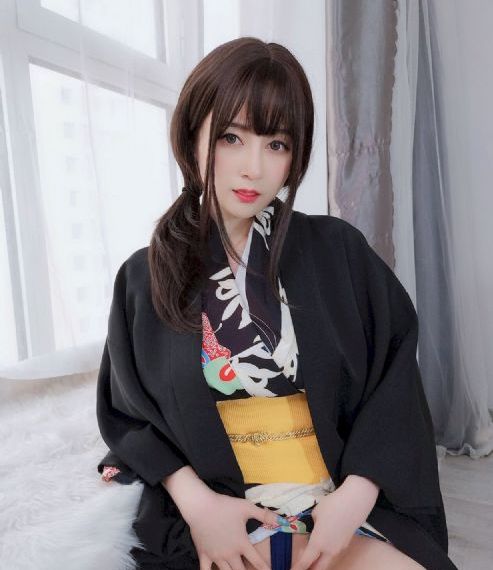 肉浦团在线观看