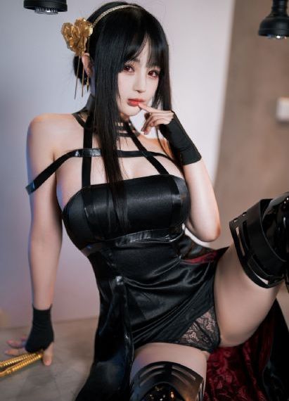 全红婵回母校现场示范压水花